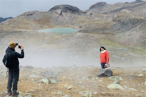 Discovering the Diverse Volcanic Landscapes of Leonard .